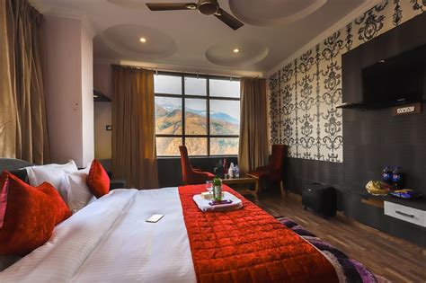 DREAM GARDEN HOTEL $14 ($̶2̶5̶) .
